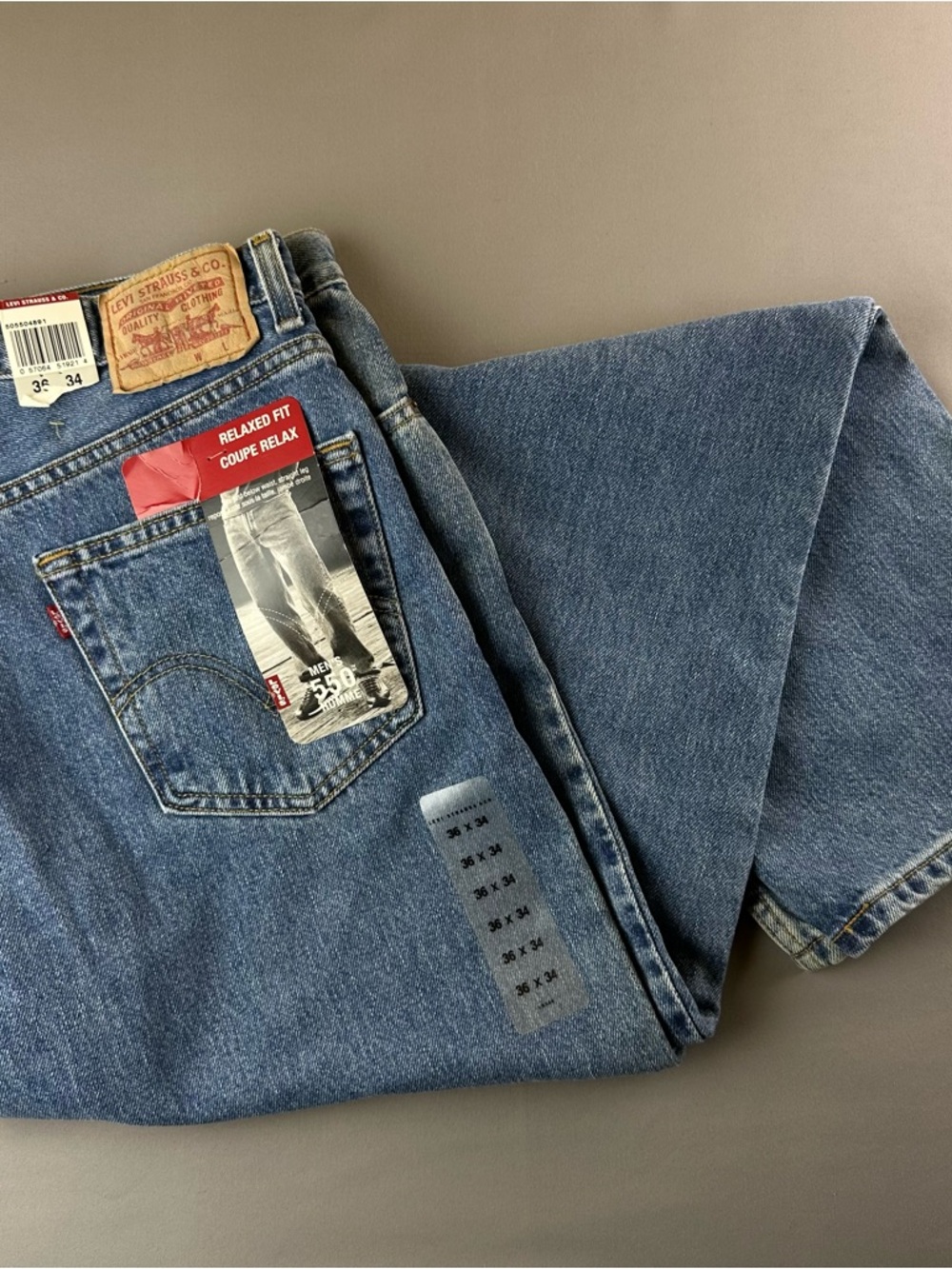 Levi's Men's Relaxed Fit Jeans - Blue Denim